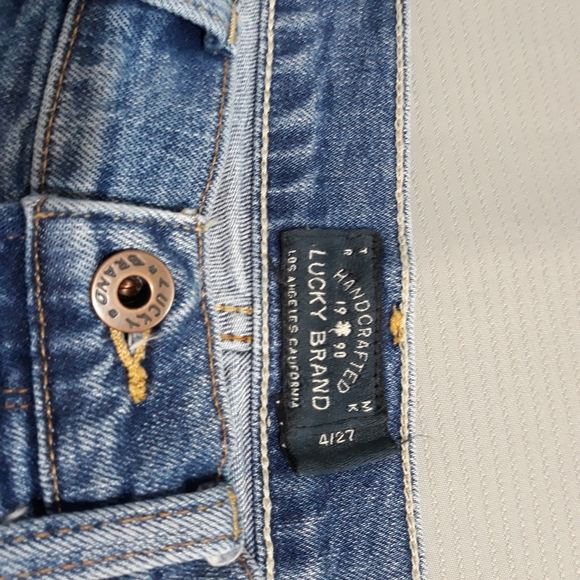 Lucky Brand Roll Up Shorts - Picture 3 of 8